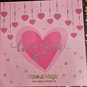 NEW Musical Lights up makeup kit by Gira Bella cosmetics #035